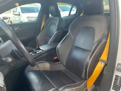 Photo 7 Volvo S60  T8 Twin Engine 318 + 87 ch Geartronic 8