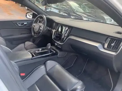 Photo 10 Volvo S60  T8 Twin Engine 318 + 87 ch Geartronic 8