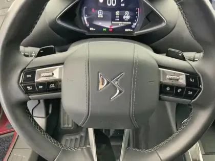 Photo 18 DS DS 3  PureTech 130 EAT8 Opera