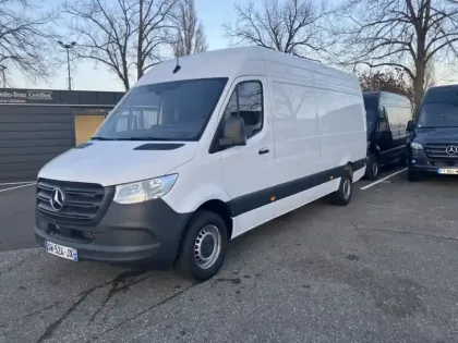 Photo 30 Mercedes Sprinter 315 CDI 43S 14M3 PTRA 7T L3H2 150ch 37800€HT Garan