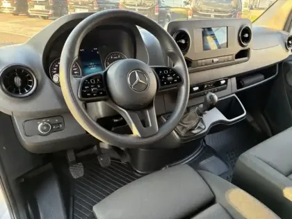 Photo 48 Mercedes Sprinter 315 CDI 43S 14M3 PTRA 7T L3H2 150ch 37800€HT Garan