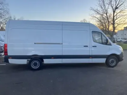Photo 29 Mercedes Sprinter 315 CDI 43S 14M3 PTRA 7T L3H2 150ch 37800€HT Garan