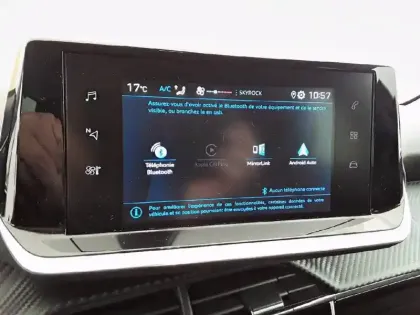 Photo 34 Peugeot 208  PureTech 75 S&S BVM5