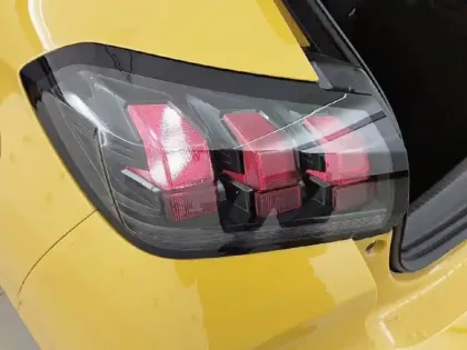 Photo 16 Peugeot 208  PureTech 75 S&S BVM5