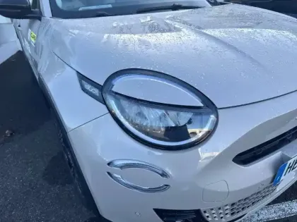 Photo 15 Fiat 600 e 54 kWh 156 ch