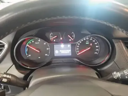 Photo 17 Opel Grandland X  Hybrid4 300 ch AWD BVA8