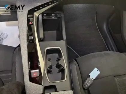 Photo 13 Peugeot 3008  Plug-in Hybrid 195 e-DCS7