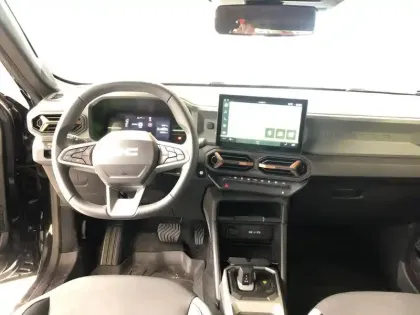 Photo 23 Dacia Duster  Hybrid 140