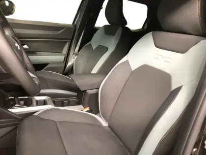 Photo 21 Dacia Duster  Hybrid 140