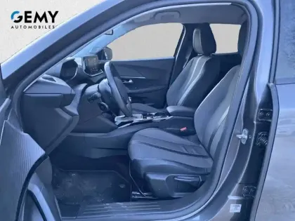 Photo 8 Peugeot 2008  PureTech 100 S&S BVM6