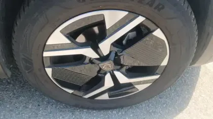 Photo 14 Peugeot 2008  100 S&S BVM6