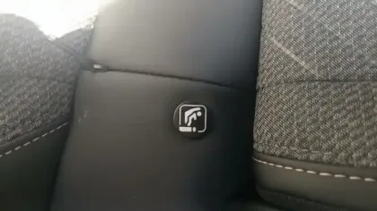 Photo 28 Peugeot 2008  100 S&S BVM6