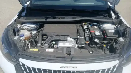 Photo 15 Peugeot 2008  100 S&S BVM6