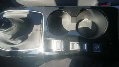 Photo 23 Peugeot 2008  100 S&S BVM6