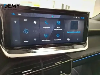 Photo 15 Peugeot 2008  Electrique 54 kWh 156 ch