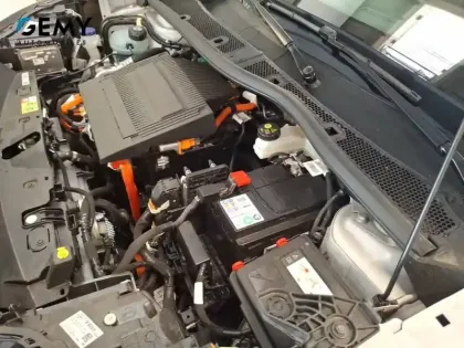 Photo 32 Peugeot 2008  Electrique 54 kWh 156 ch