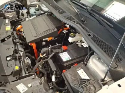 Photo 13 Peugeot 2008  Electrique 54 kWh 156 ch