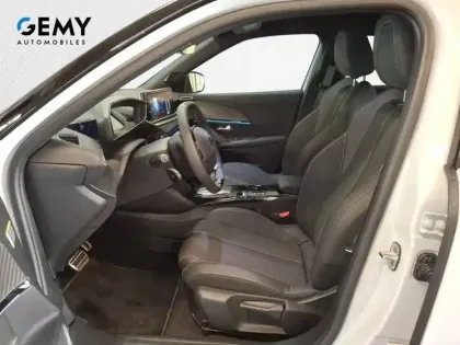 Photo 27 Peugeot 2008  Electrique 54 kWh 156 ch