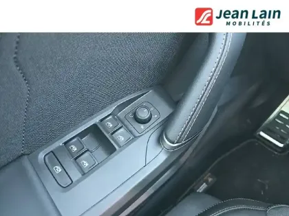 Photo 39 Cupra Leon  1.5 eTSI Hybrid 150 ch DSG7