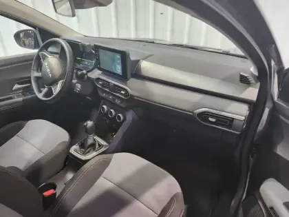 Photo 6 Dacia Jogger  Hybrid 140 7 places GSR2