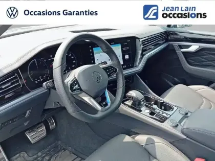 Photo 12 Volkswagen Touareg  3.0 V6 eHybrid 462 ch Tiptronic 8 4Motion