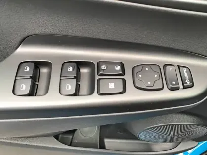 Photo 17 Hyundai Kona  Electrique 39 kWh - 136 ch