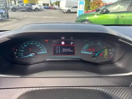 Photo 31 Peugeot 208  Hybrid 110 e-DCS6