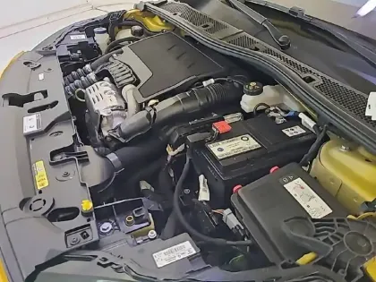 Photo 46 Peugeot 208  PureTech 100 S&S BVM6