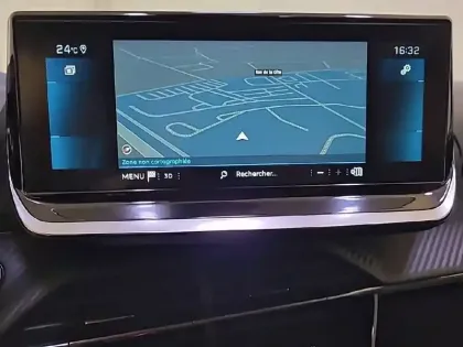 Photo 50 Peugeot 208  PureTech 100 S&S BVM6