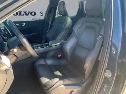 Photo 7 Volvo Xc60  T8 Twin Engine 303 ch + 87 ch Geartronic 8