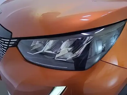 Photo 15 Peugeot 2008  BlueHDi 130 S&S EAT8