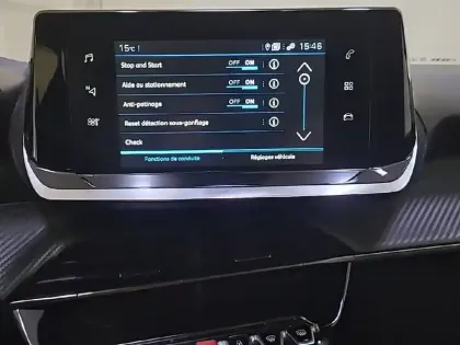 Photo 20 Peugeot 2008  BlueHDi 130 S&S EAT8