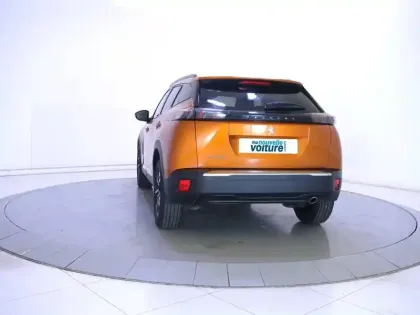 Photo 6 Peugeot 2008  BlueHDi 130 S&S EAT8