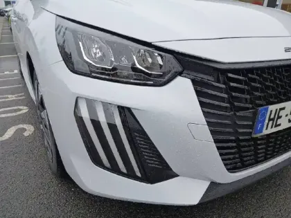 Photo 35 Peugeot 208  100 S&S BVM6