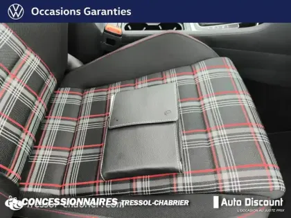 Photo 15 Volkswagen Golf  2.0 TSI 245 DSG7 GTI Performance