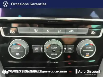 Photo 12 Volkswagen Golf  2.0 TSI 245 DSG7 GTI Performance