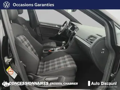 Photo 8 Volkswagen Golf  2.0 TSI 245 DSG7 GTI Performance
