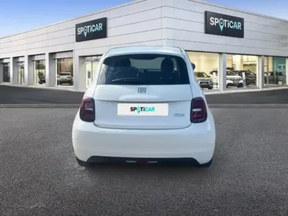 Photo 4 Fiat 500  e 95ch Action