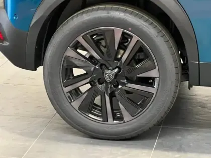 Photo 5 Peugeot 2008  1.2 Hybrid 145ch GT e-DCS6