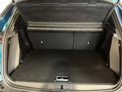 Photo 6 Peugeot 2008  1.2 Hybrid 145ch GT e-DCS6