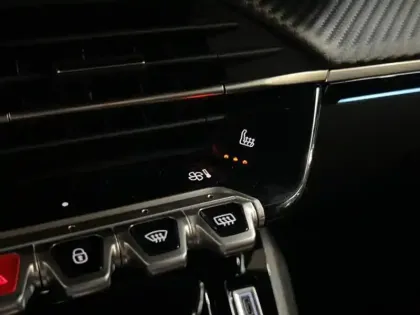 Photo 11 Peugeot 2008  1.2 Hybrid 145ch GT e-DCS6