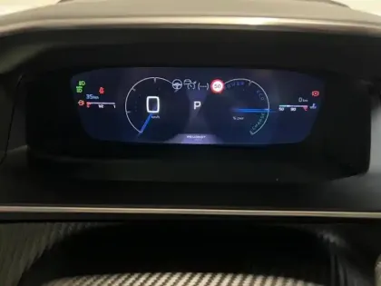 Photo 13 Peugeot 2008  1.2 Hybrid 145ch GT e-DCS6