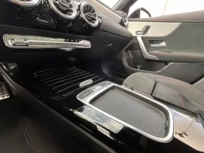 Photo 20 Mercedes CLA Coupé 200 d AMG Line