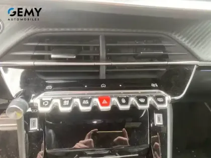 Photo 18 Peugeot 208  Hybrid 100 e-DCS6