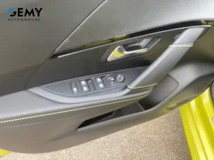 Photo 11 Peugeot 208  Hybrid 100 e-DCS6