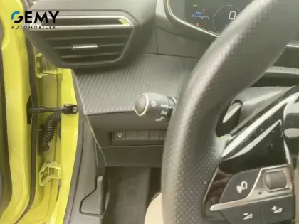 Photo 12 Peugeot 208  Hybrid 100 e-DCS6