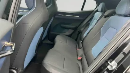 Photo 38 Volvo Ex30  Single Extended Range 272 ch 1EDT