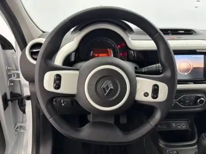 Photo 14 Renault Twingo  III SCe 65