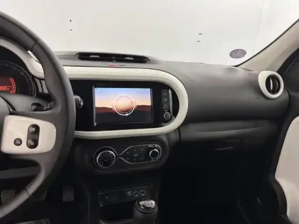 Photo 11 Renault Twingo  III SCe 65