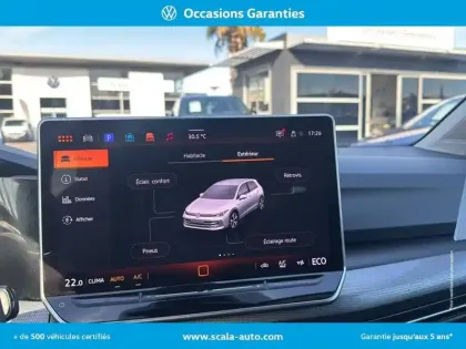 Photo 33 Volkswagen Golf  1.5 eHybrid 204 DSG6